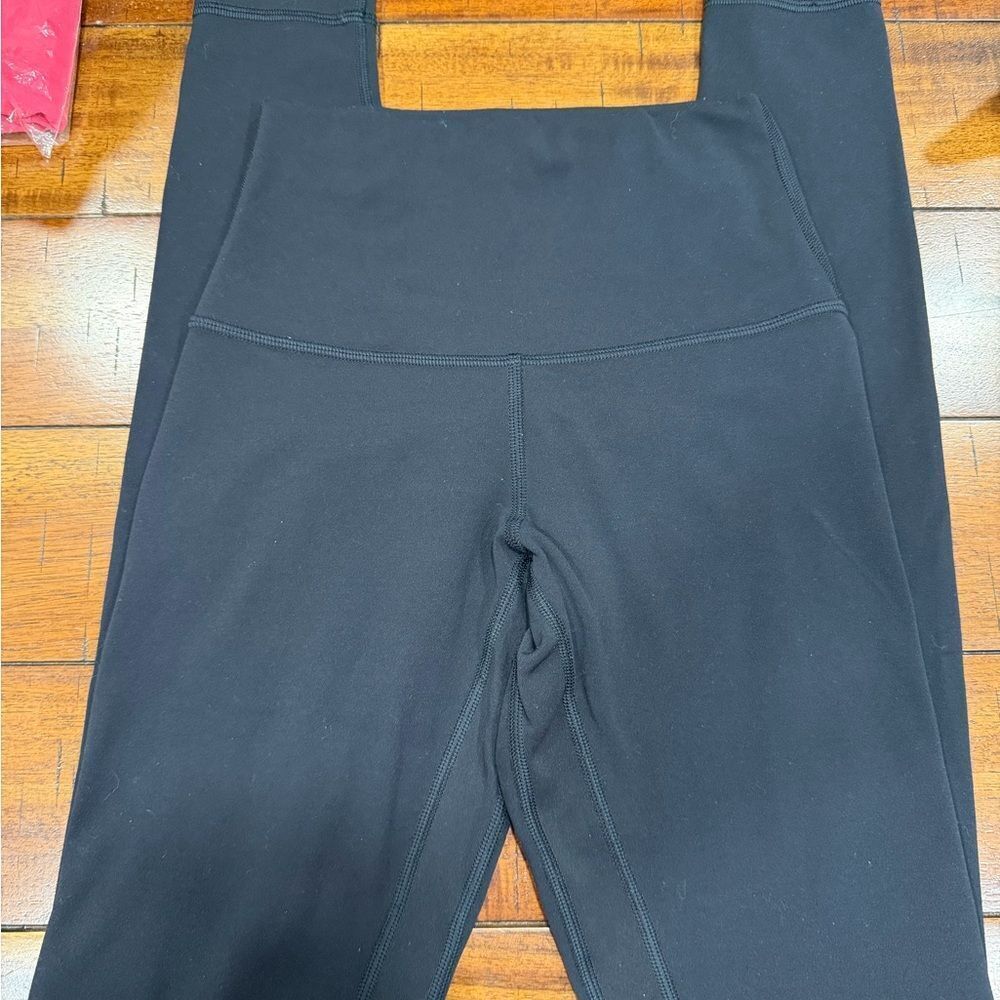 Lululemon high-Waisted align 28”